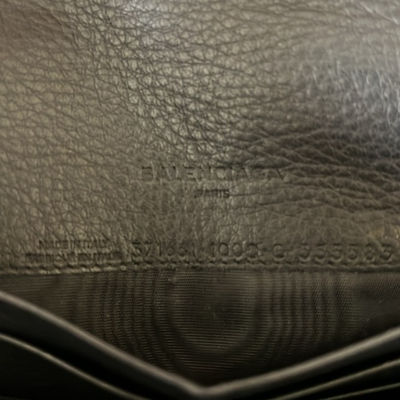 Authentic Balenciaga wallet - Picture 2 of 11